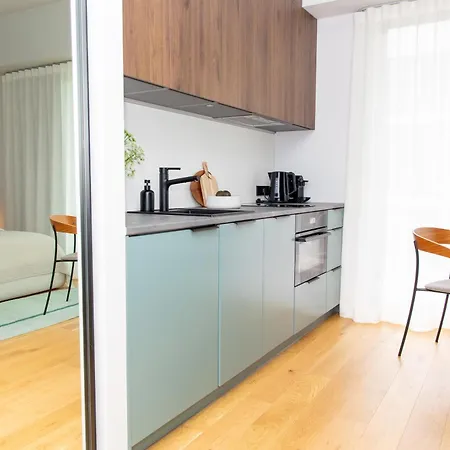 Esplanaadi 10 With Terrace, Close To