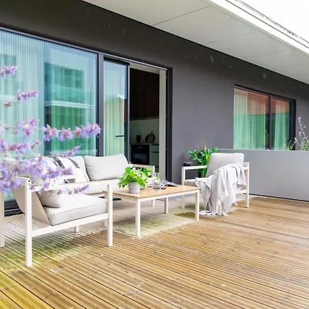 Esplanaadi 10 With Terrace, Close To